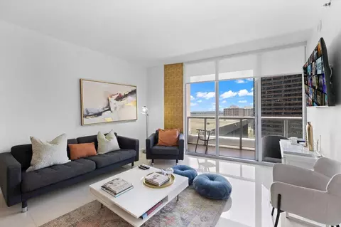 Brickell Ave, Miami, FL 33131