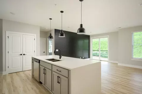1711 Commerce St, Chattanooga, TN 37405 photo 7