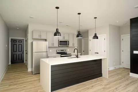 1711 Commerce St, Chattanooga, TN 37405 photo 9
