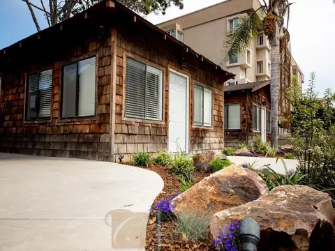 1020 Coast Blvd S, La Jolla, CA 92037
