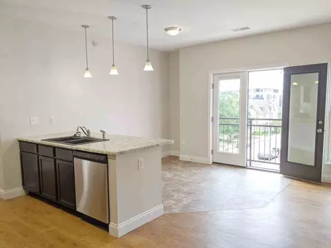 201 N Washington St, Bloomington, IN 47408 photo 3