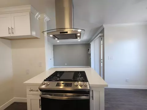 3550 Los Flores Blvd, Lynwood, CA 90262