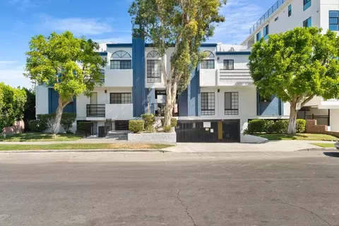5408 Carpenter Ave, Los Angeles, CA 91607