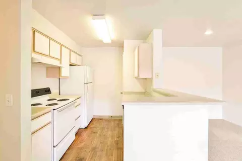 915 SW 163rd Ave, Beaverton, OR 97006