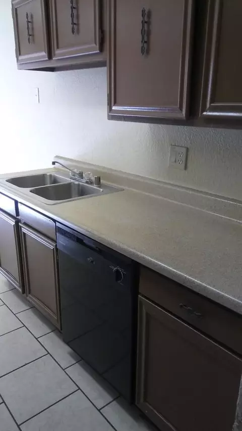 825 S Telshor Blvd, Las Cruces, NM 88011