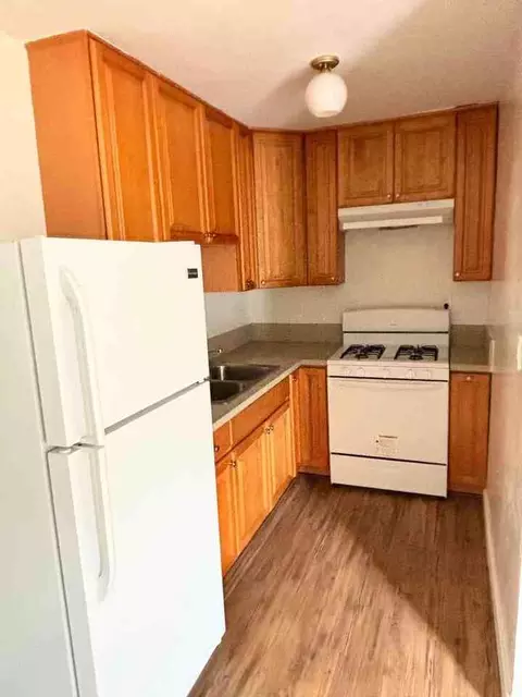 936 Wilcox Ave, Los Angeles, CA 90038
