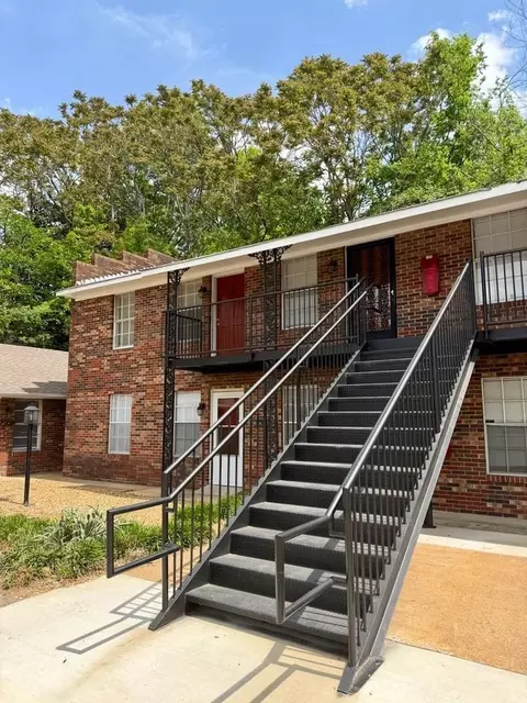 570 Lambuth Blvd, Jackson, TN 38301