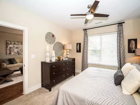 150 Peters Creek Pkwy, Winston Salem, NC 27101 photo 6