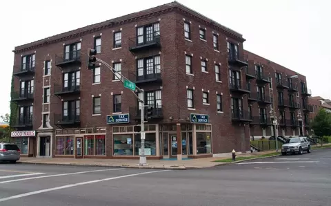 3954 S Grand Blvd, Saint Louis, MO 63118