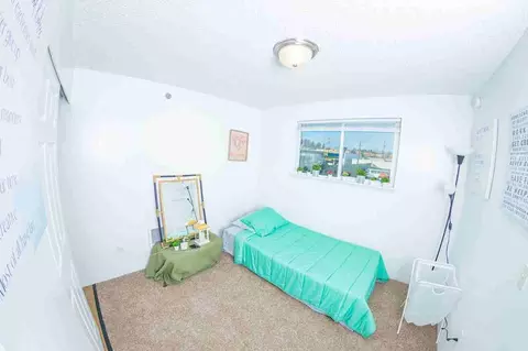 5930 6th Ave, Tacoma, WA 98406