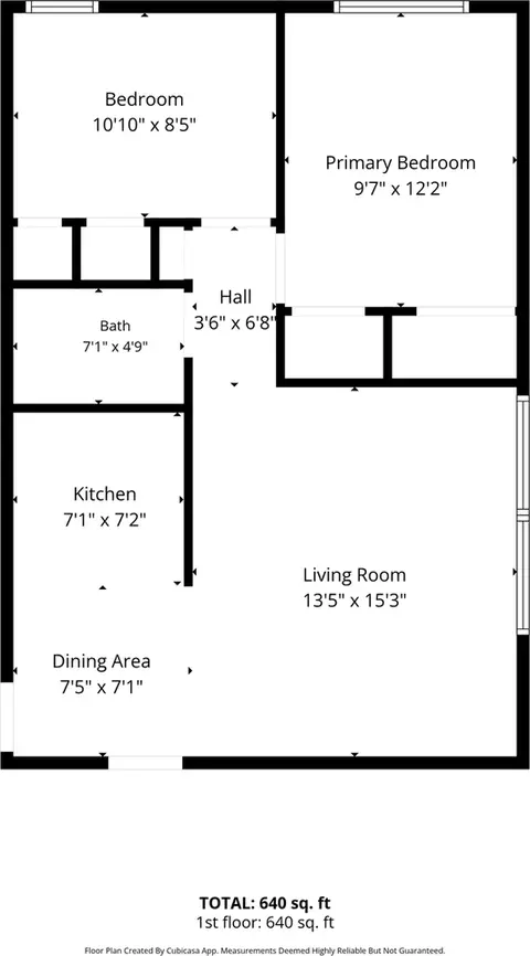1105 Kent Cir, Waterloo, IA 50701