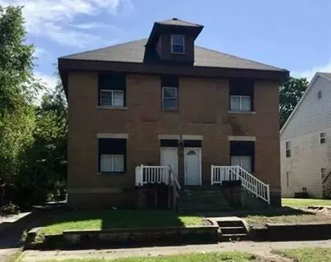 518 S 5th St, Terre Haute, IN 47807