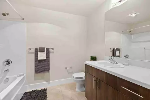 523 Broadway E, Seattle, WA 98102 photo 20