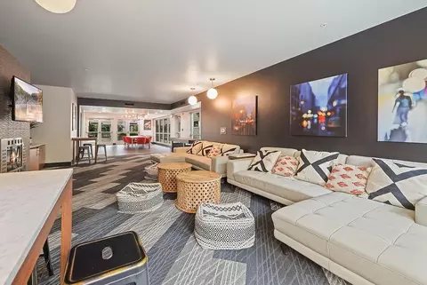 523 Broadway E, Seattle, WA 98102 photo 9