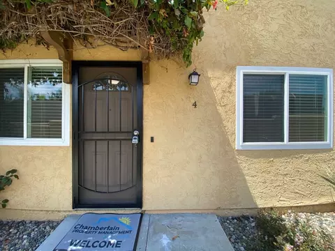 2541 Jefferson St, Carlsbad, CA 92008