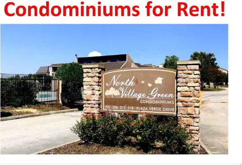 206 Plaza Verde Dr, Houston, TX 77038