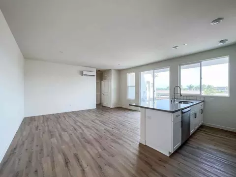 310 Palm Ave, National City, CA 91950