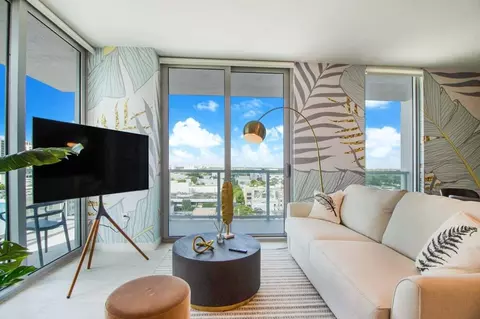 Biscayne Blvd, Miami, FL 33137