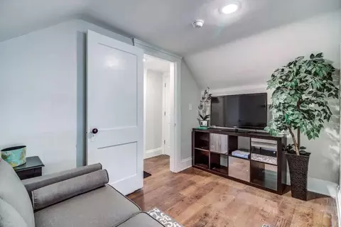 2177 Rexwood Rd, Cleveland Heights, OH 44118