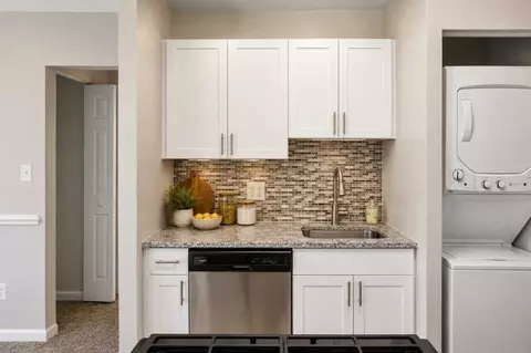 13178 Larchdale Rd, South Laurel, MD 20708 photo 4