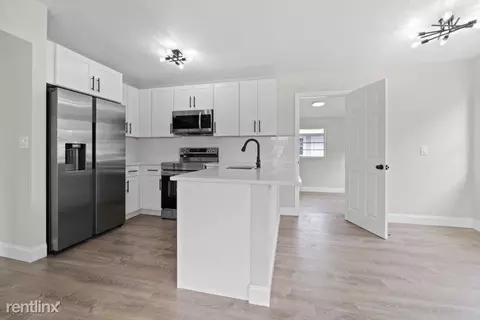 2415 Lewis Rd, Greenacres, FL 33415