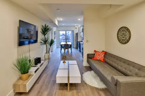 1164 W 37th Pl, Los Angeles, CA 90007