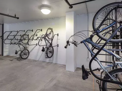 555 President St, Baltimore, MD 21202 photo 40