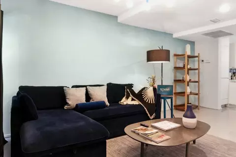 250 Collins Ave, Miami Beach, FL 33139