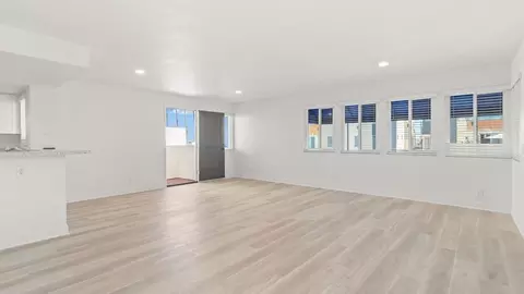 921 Seacoast Dr, Imperial Beach, CA 91932