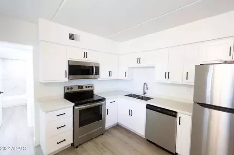4711 N 15th St, Phoenix, AZ 85014