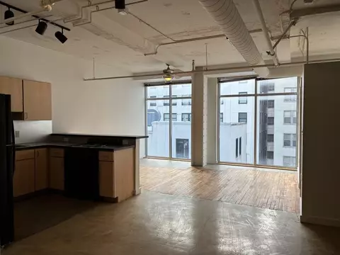 206 N 9th St, Saint Louis, MO 63101