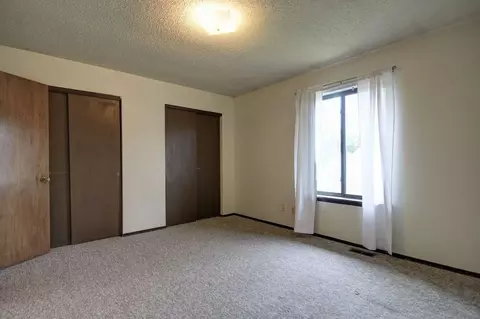 2404 Leeper Dr, Champaign, IL 61822 photo 4