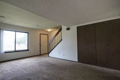 2404 Leeper Dr, Champaign, IL 61822 photo 8