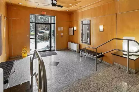 1616 16th St NW, Washington, DC 20009