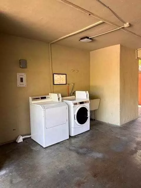 1022 E 4th Ave, San Mateo, CA 94401 photo 11