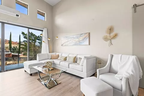 60 Moondance Ln, Sedona, AZ 86336
