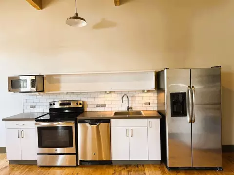 222 N Central St, Knoxville, TN 37917