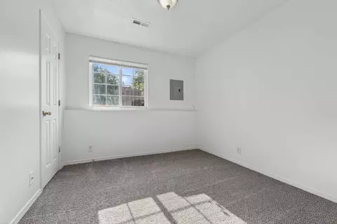 4329 S Elizabeth Ave, Wichita, KS 67217