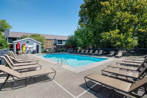 175 N Locust Hill Dr, Lexington, KY 40509 photo 100