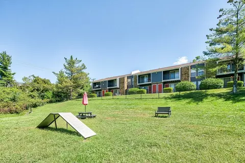 175 N Locust Hill Dr, Lexington, KY 40509 photo 34