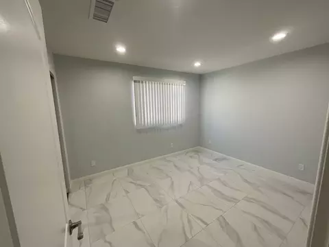 13921 Downey Ave, Paramount, CA 90723