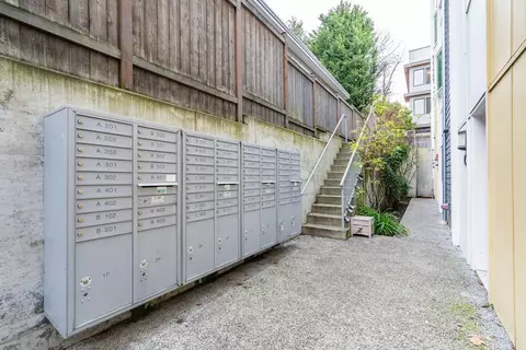 4516 Meridian Ave N, Seattle, WA 98103 photo 43