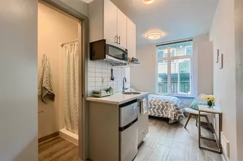 4516 Meridian Ave N, Seattle, WA 98103 photo 11