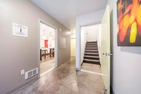 4516 Meridian Ave N, Seattle, WA 98103 photo 69