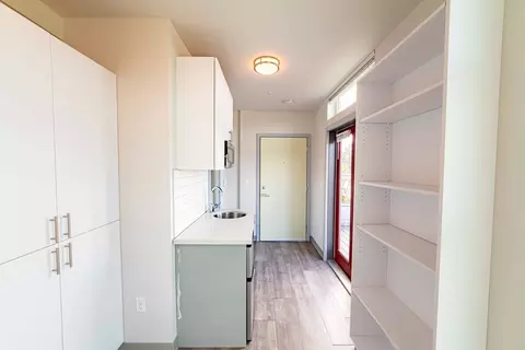 4516 Meridian Ave N, Seattle, WA 98103 photo 15