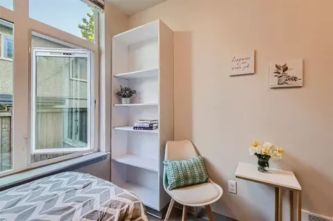 4516 Meridian Ave N, Seattle, WA 98103 photo 37