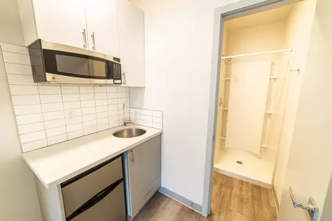 4516 Meridian Ave N, Seattle, WA 98103 photo 19