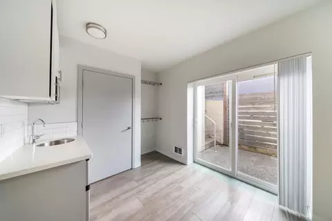 4516 Meridian Ave N, Seattle, WA 98103 photo 76