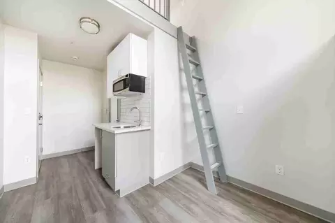 4516 Meridian Ave N, Seattle, WA 98103 photo 54