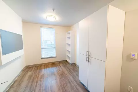 4516 Meridian Ave N, Seattle, WA 98103 photo 8